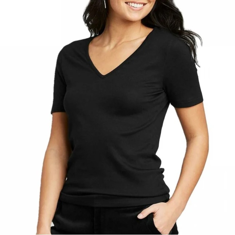 a new day Black V-Neck Fitted Short Sleeve T-Shirt